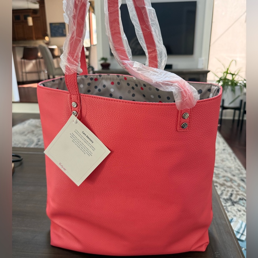 Thirty-One Around Town Tote – Calypso Coral NWT